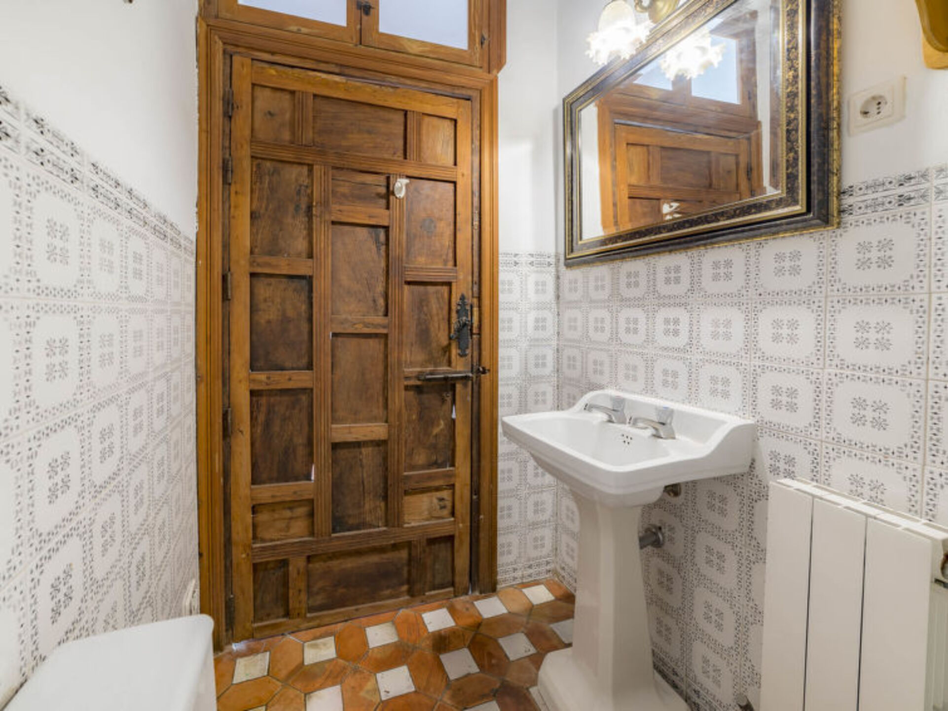 Traditionelle Villa mit 4 Schlafzimmern in Andalusien, 1007