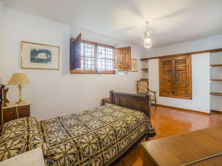 Traditionelle Villa mit 4 Schlafzimmern in Andalusien, 1007