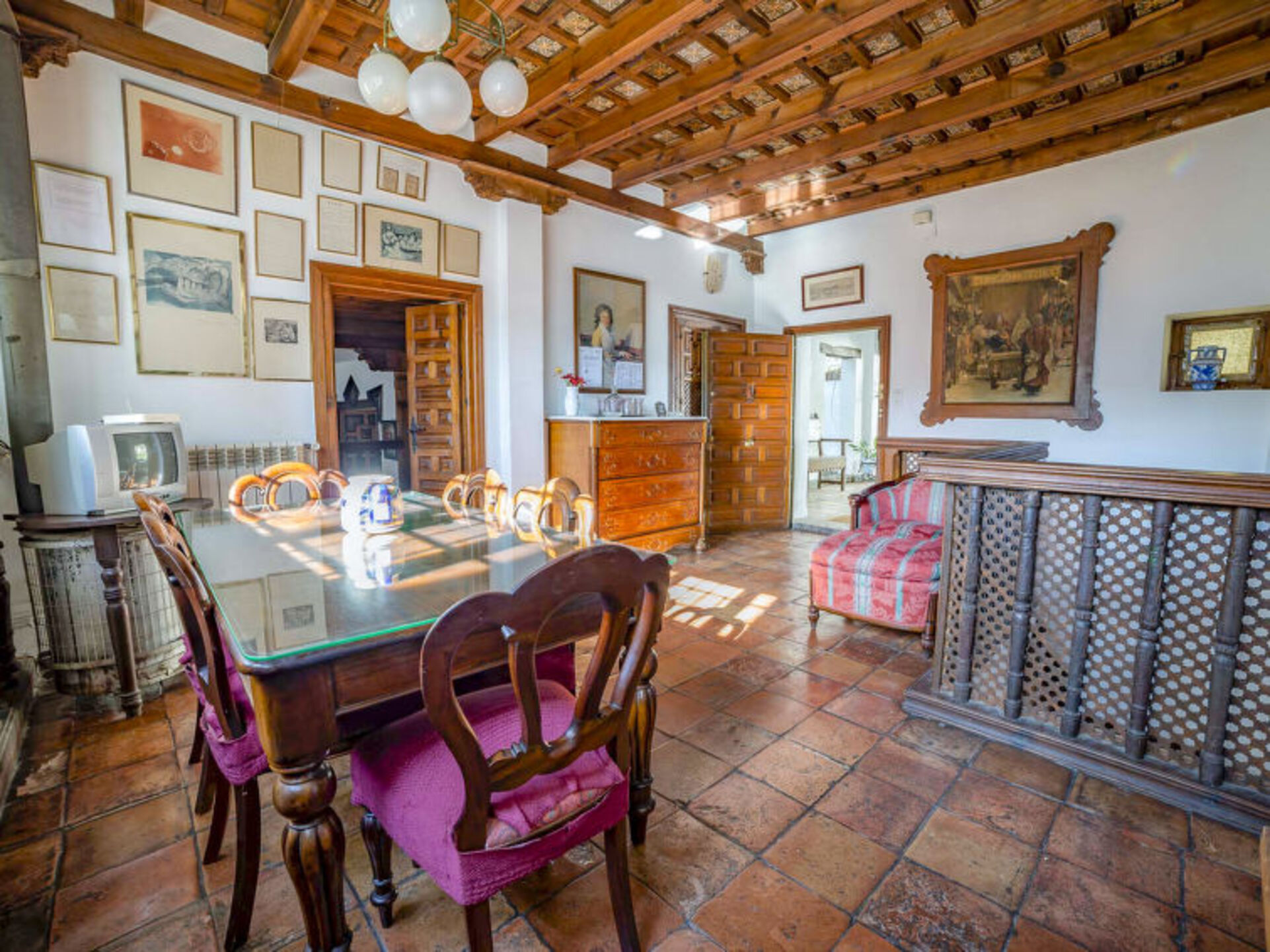 Traditionelle Villa mit 4 Schlafzimmern in Andalusien, 1007