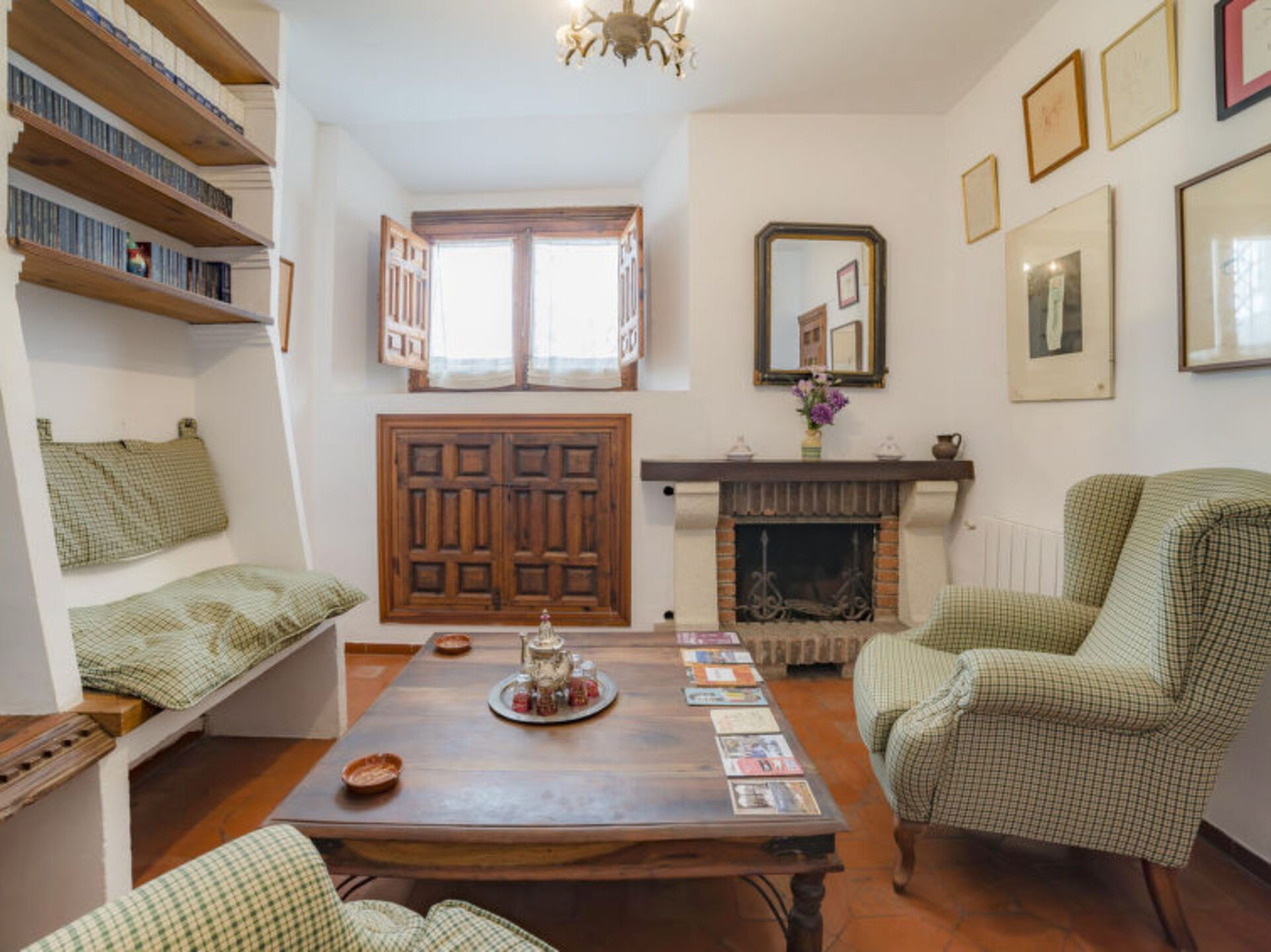 Traditionelle Villa mit 4 Schlafzimmern in Andalusien, 1007
