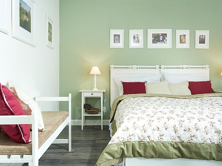 Charmantes 6-Zimmer-Haus mit Panoramablick, 1000