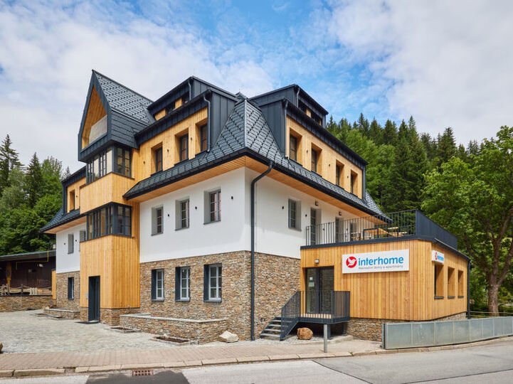 Atemberaubende Villa mit Kraj-Bergkulisse, 1036, Královéhradecký kraj, Czech Republic