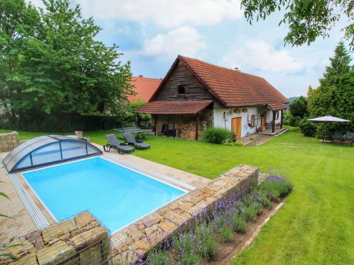 Malerisches 1-Zimmer-Haus mit Gartenblick, 1045, Libel, Czech Republic