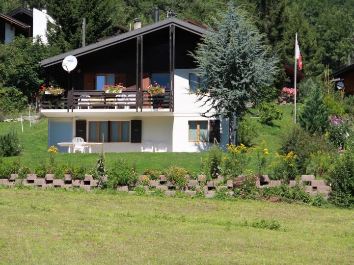 Bergzauber: Elegante 3-Zimmer-Villa im Wallis, 1365, Fiesch, Switzerland