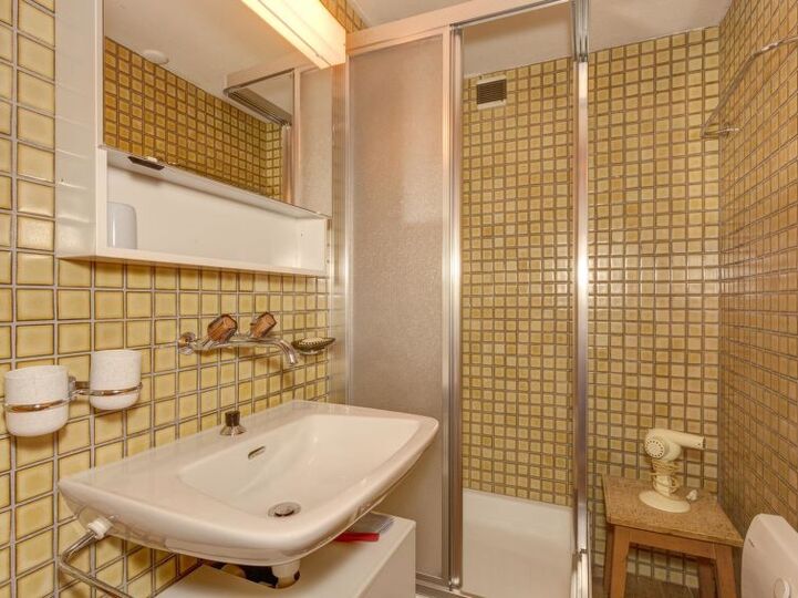 Bergzauber: Elegante 3-Zimmer-Villa im Wallis, 1365