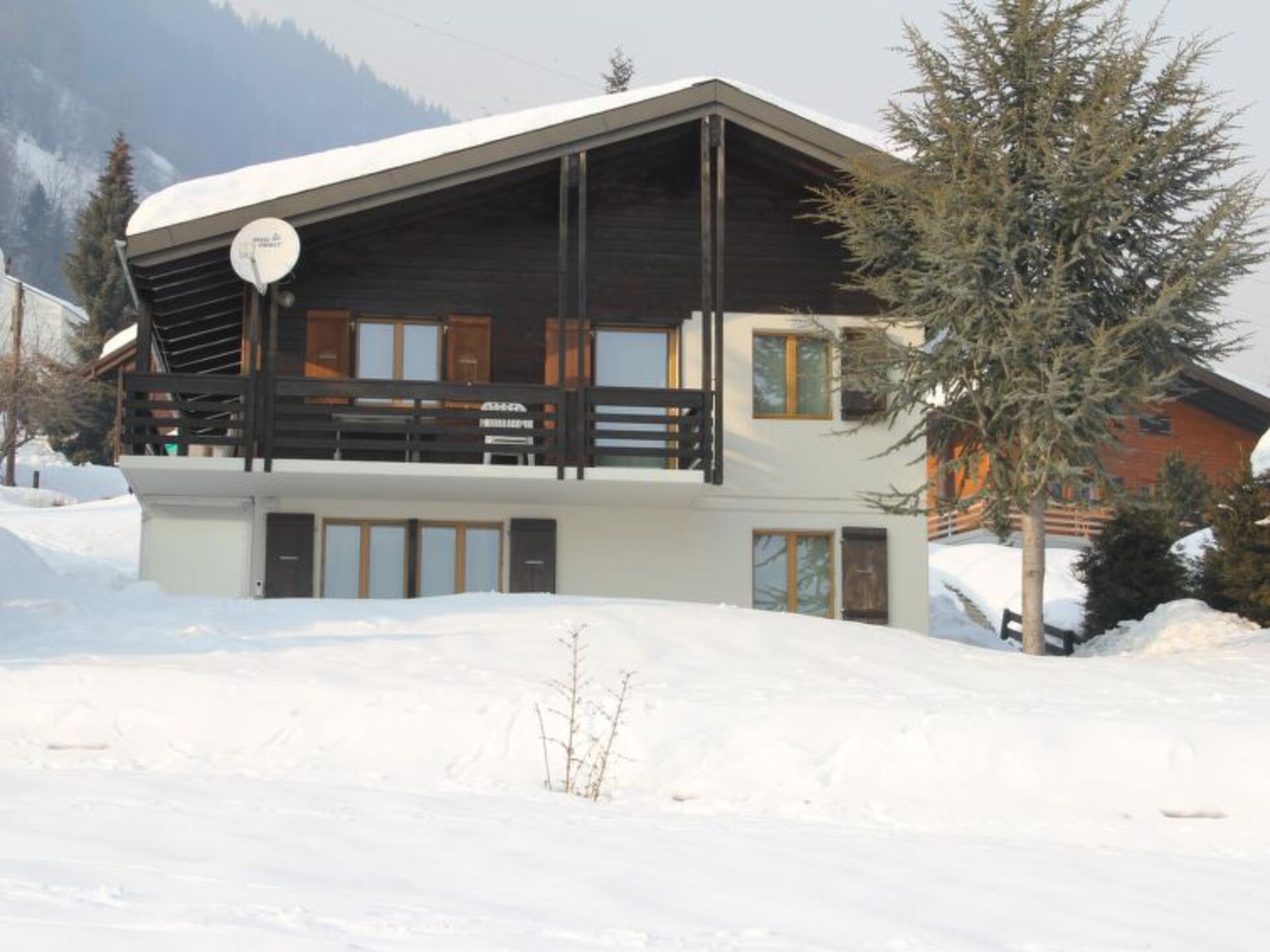 Bergzauber: Elegante 3-Zimmer-Villa im Wallis, 1365