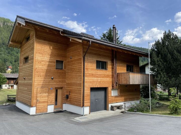 Valais's Gem 2BR Villa, 1366