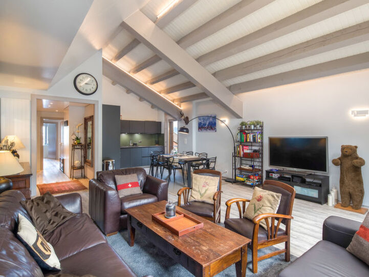 Bezaubernde 3-Bett-Villa mit Panoramablick, 1202, Crans-Montana, Switzerland