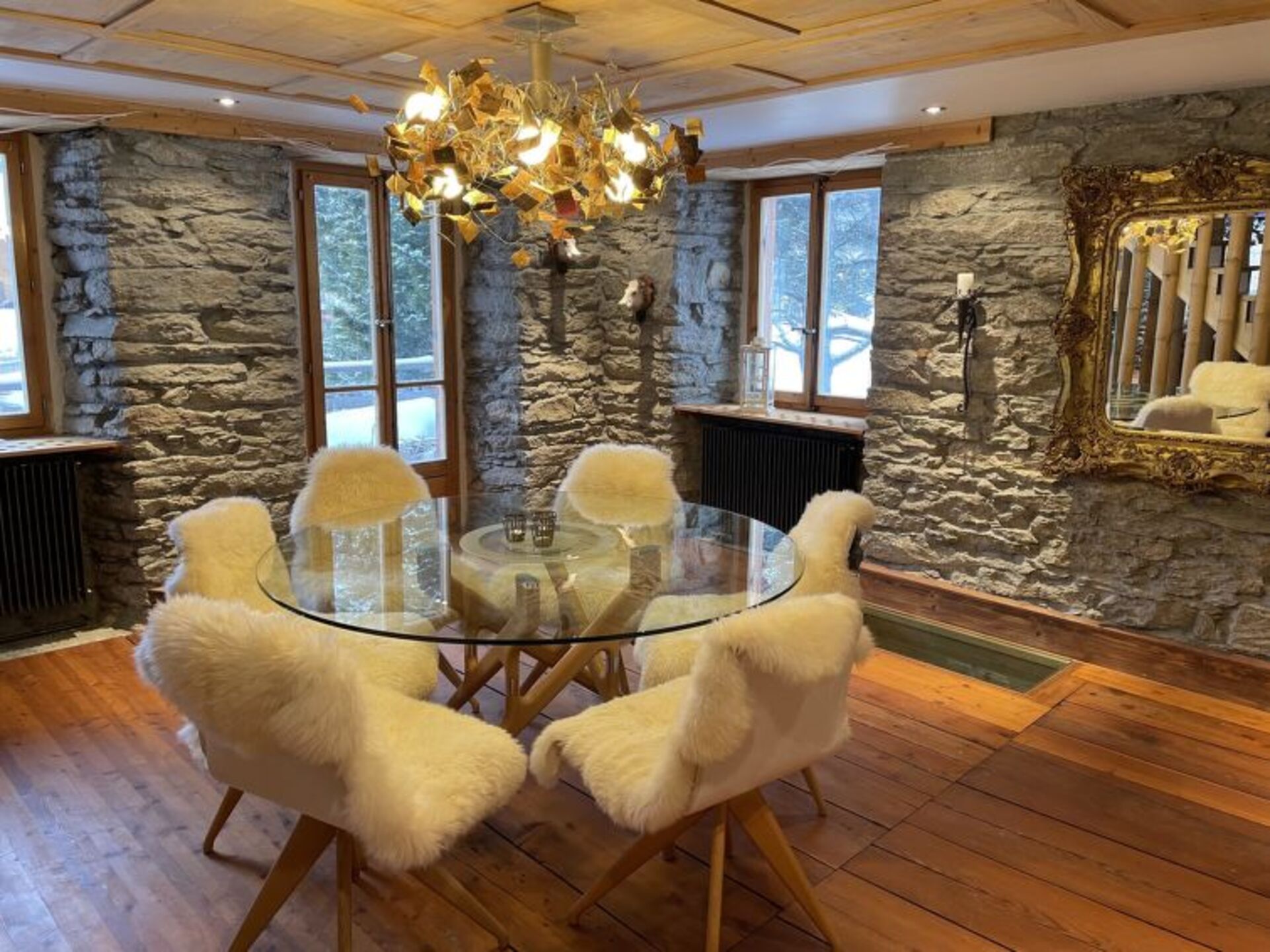 Schickes Villa-Hideaway im Wallis, 1388