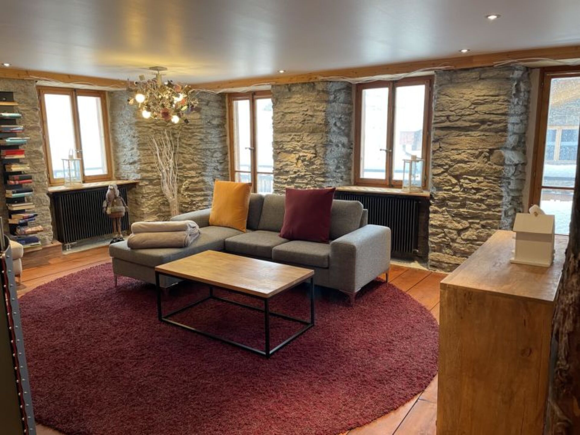 Schickes Villa-Hideaway im Wallis, 1388