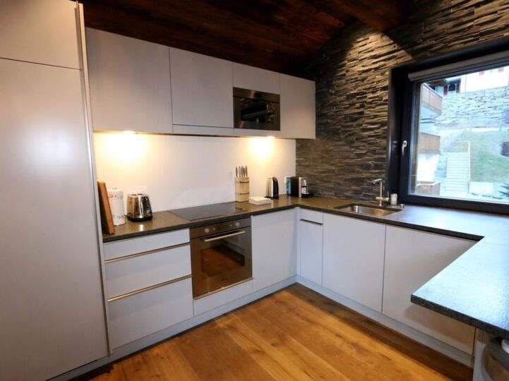 Gemütliche Villa zum Verkauf in Saas-Fee, 1263