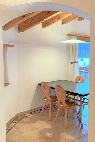 Charmante Villa mit 2 Schlafzimmern in Saas-Fee, 1268