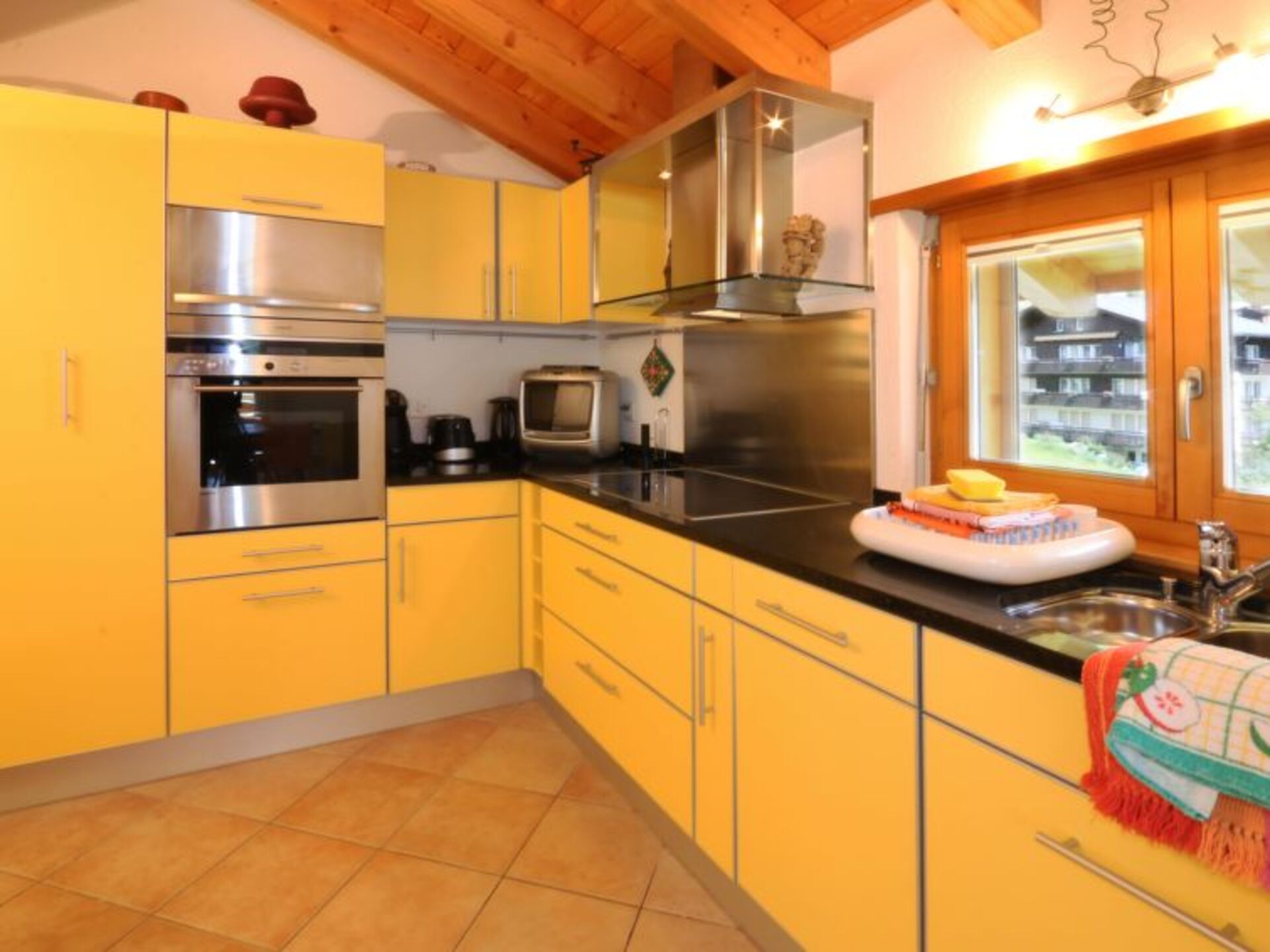 Charmante Villa mit 2 Schlafzimmern in Saas-Fee, 1268