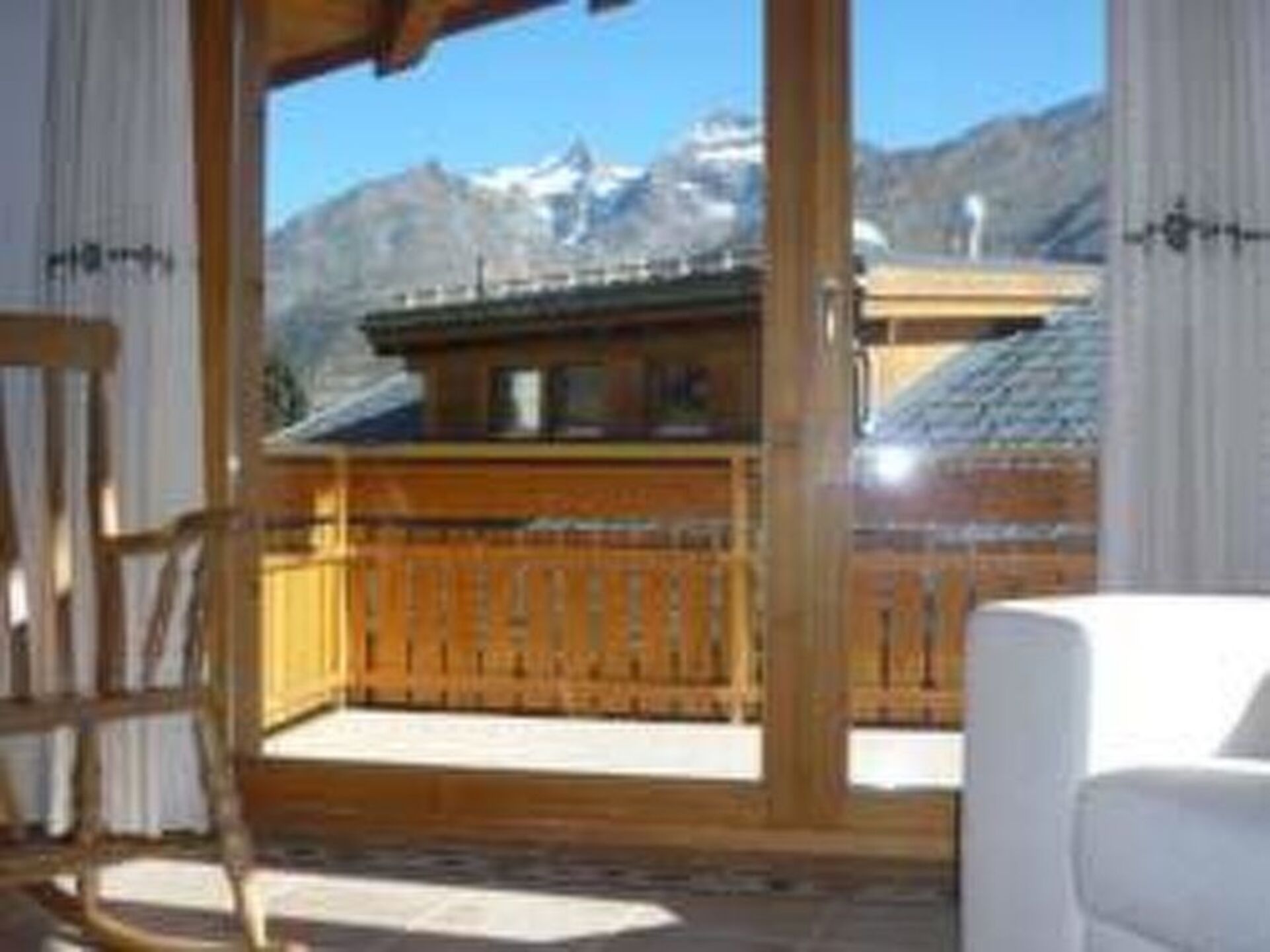 Charmante Villa mit 2 Schlafzimmern in Saas-Fee, 1268