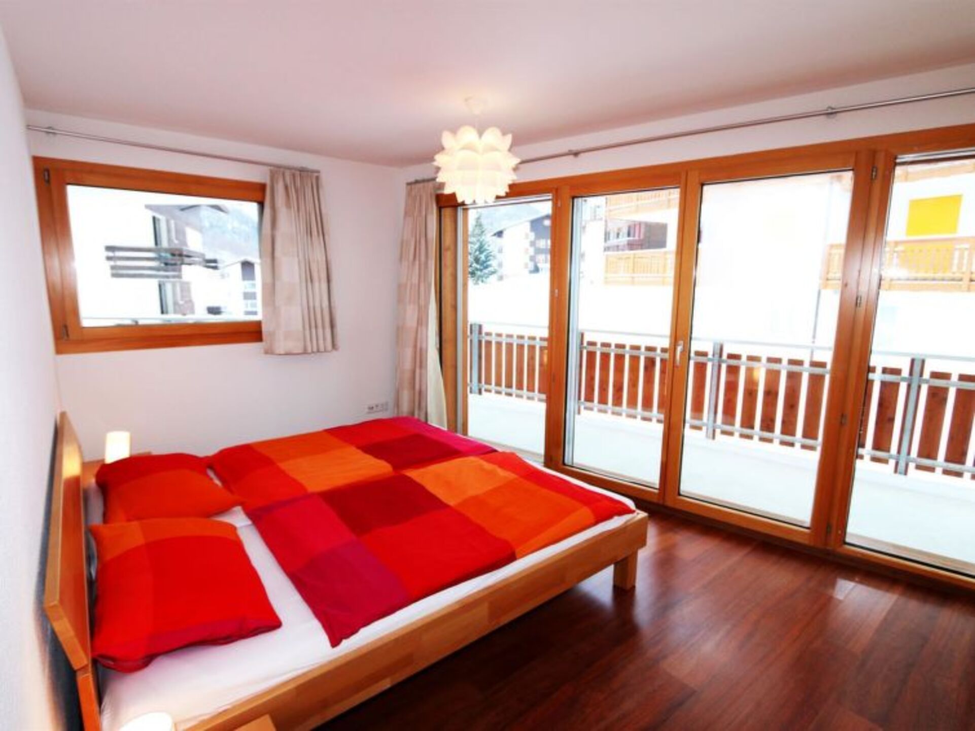 Großzügiges Ferienhaus mit 3 Schlafzimmern in Saas-Fee, 1274