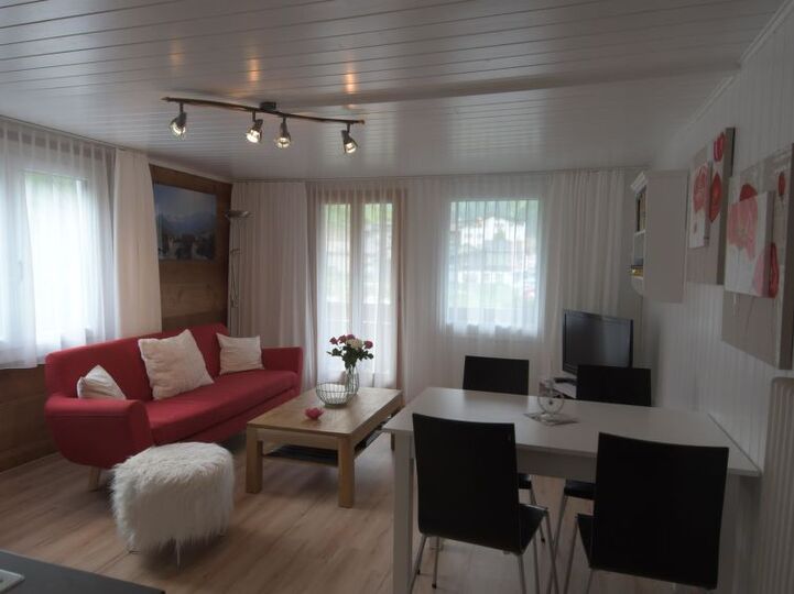 Moderne 2BR Villa in Saas-Grund, 1257