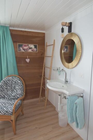 Moderne 2BR Villa in Saas-Grund, 1257