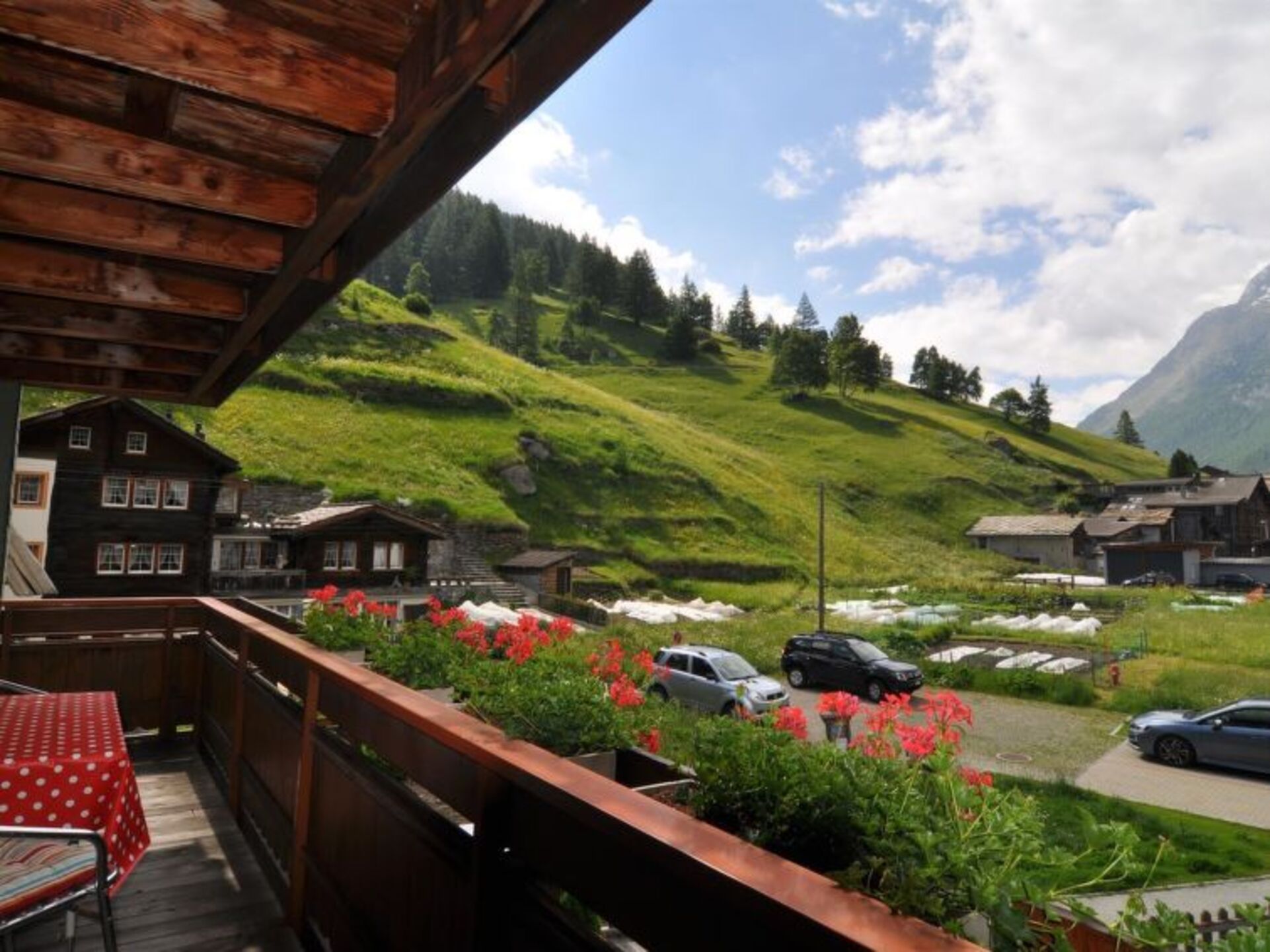 Moderne 2BR Villa in Saas-Grund, 1257