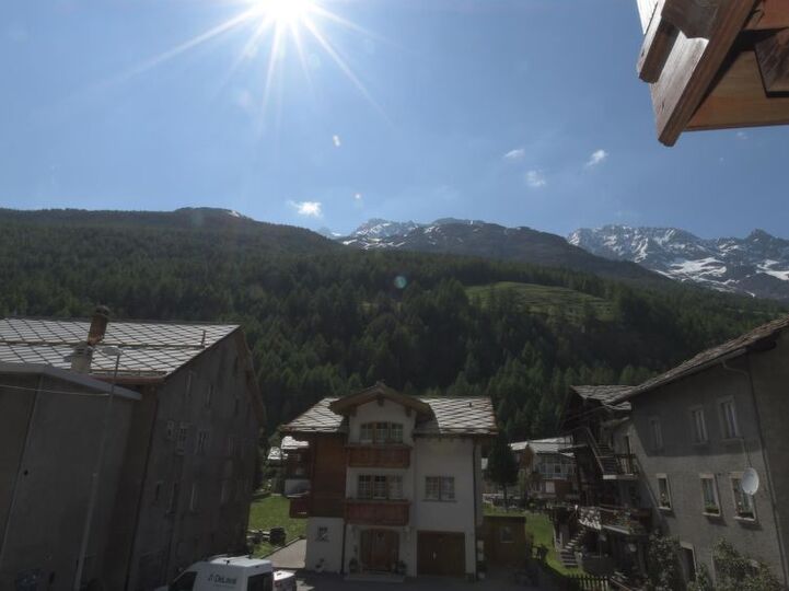 Moderne 2BR Villa in Saas-Grund, 1257