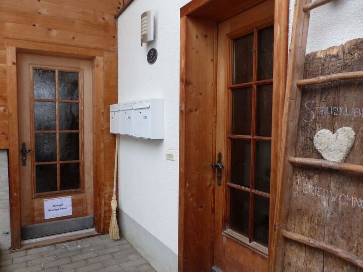 Einzigartige Villa mit 3 Schlafzimmern in Lenk, 1189