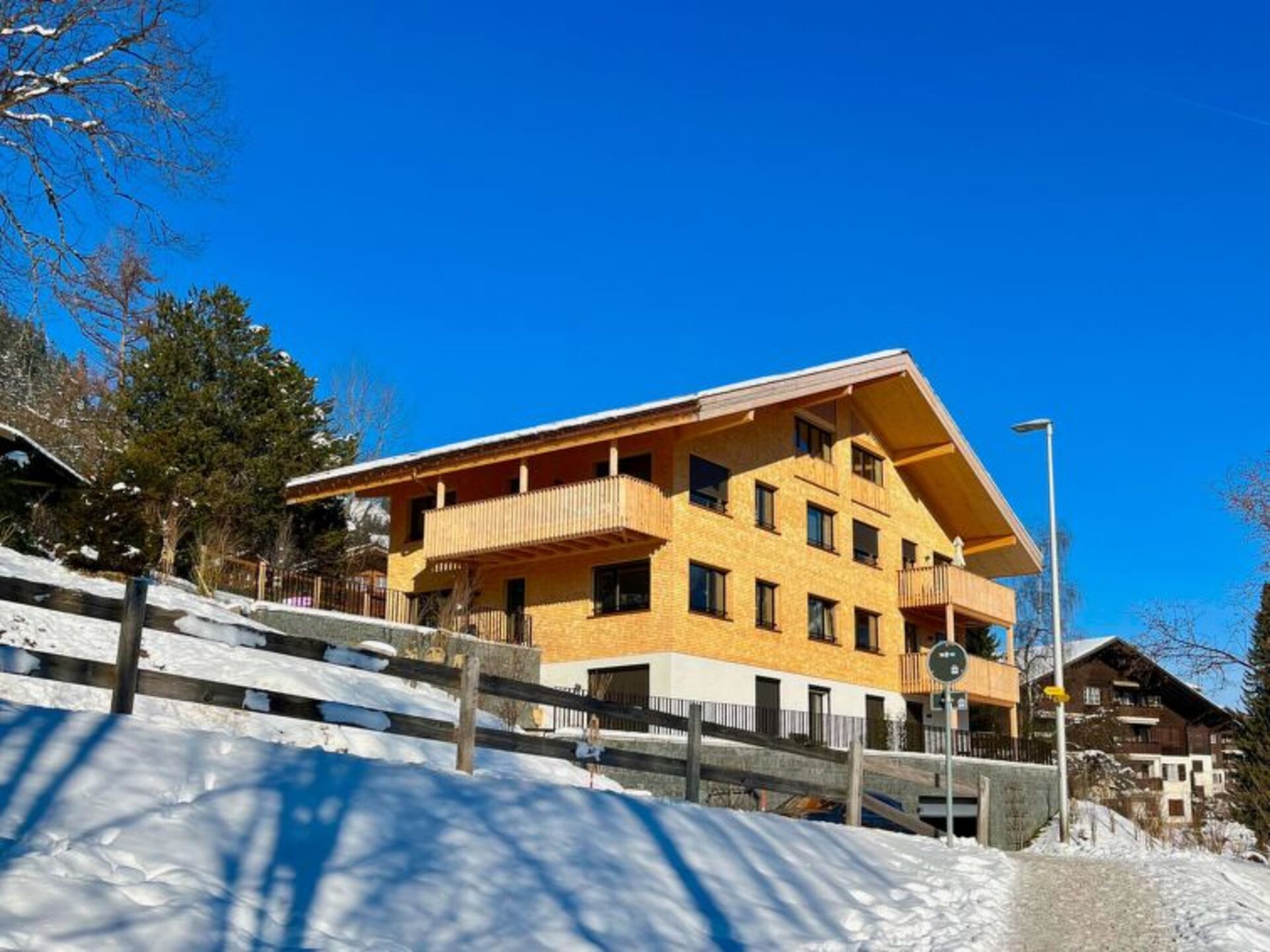 Elegantes Einfamilienhaus in Zweisimmen, 1177