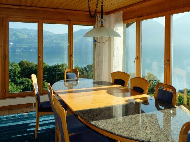 Spiez Traumhaus: Villa mit 5 Schlafzimmern und Pool, 1199