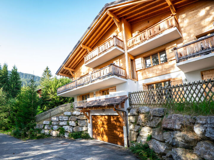 Gemütliches Chalet in Ollon mit 4 Schlafzimmern, 1053, Ollon, Switzerland