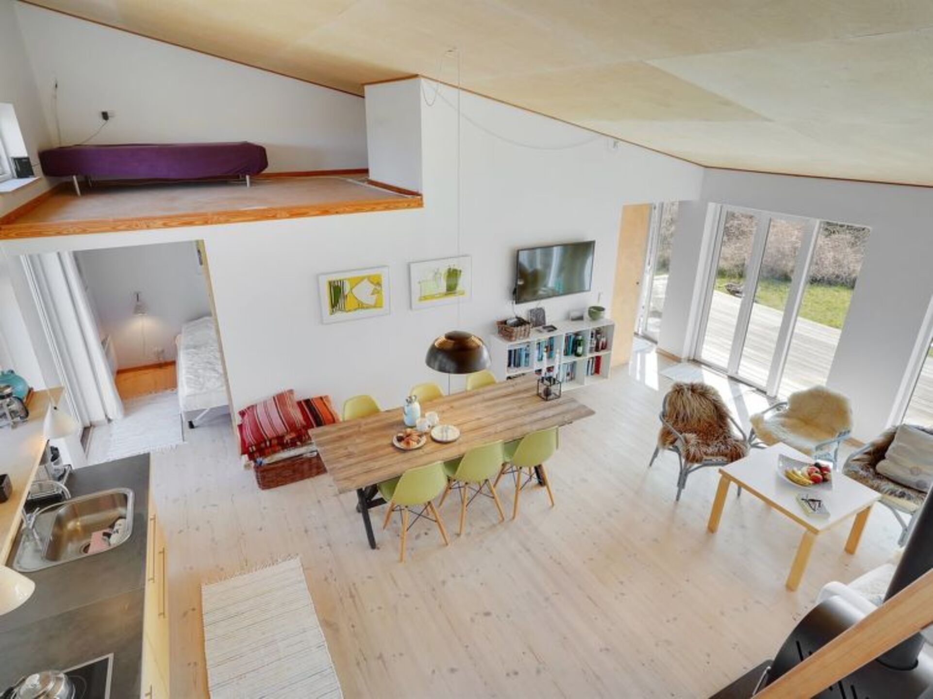 Kitchen / Dining Room