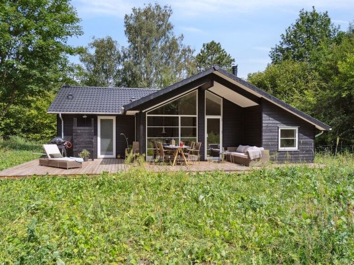 Magische Familienerinnerungen, Nykøbing Sj 1026, Nykøbing Sj, Denmark