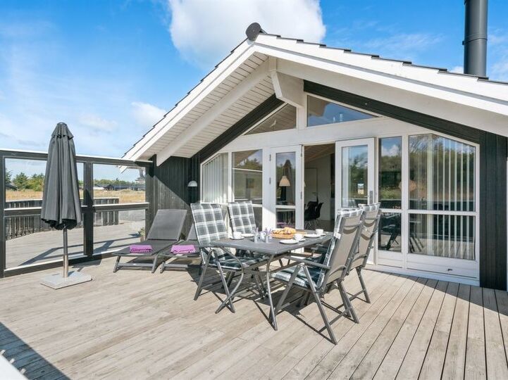 Ihr zweites Zuhause, Hirtshals 1048