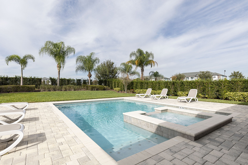 Mieten Sie die perfekte Villa mit 5 Schlafzimmern, Encore Resort Villa 6416