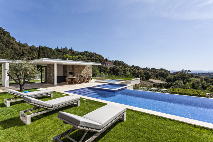 Glückseligkeit am Meer: Villa Colibri's Luxe Escape