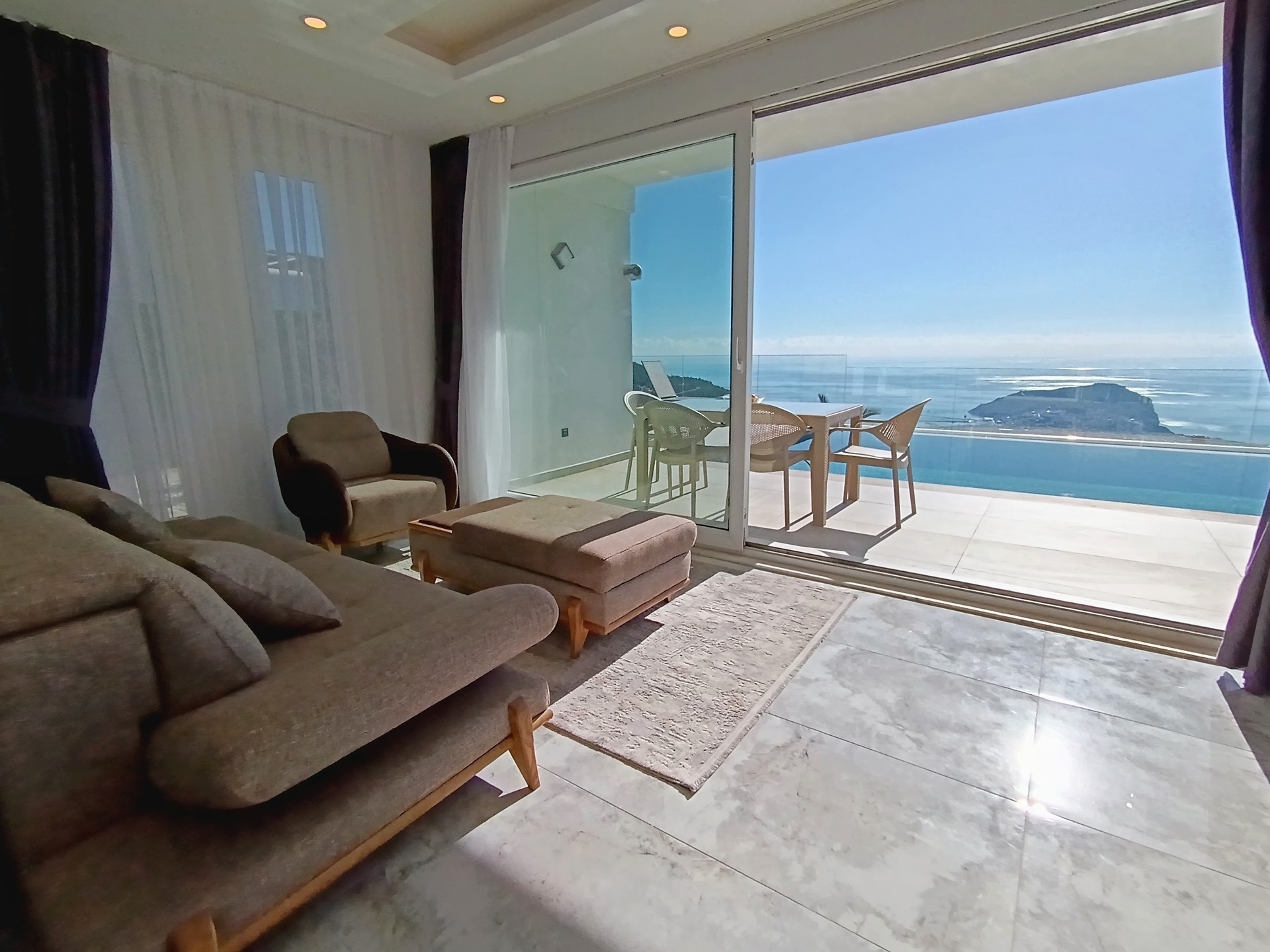 5 Star Villa Royale – Majestic Alanya Escape