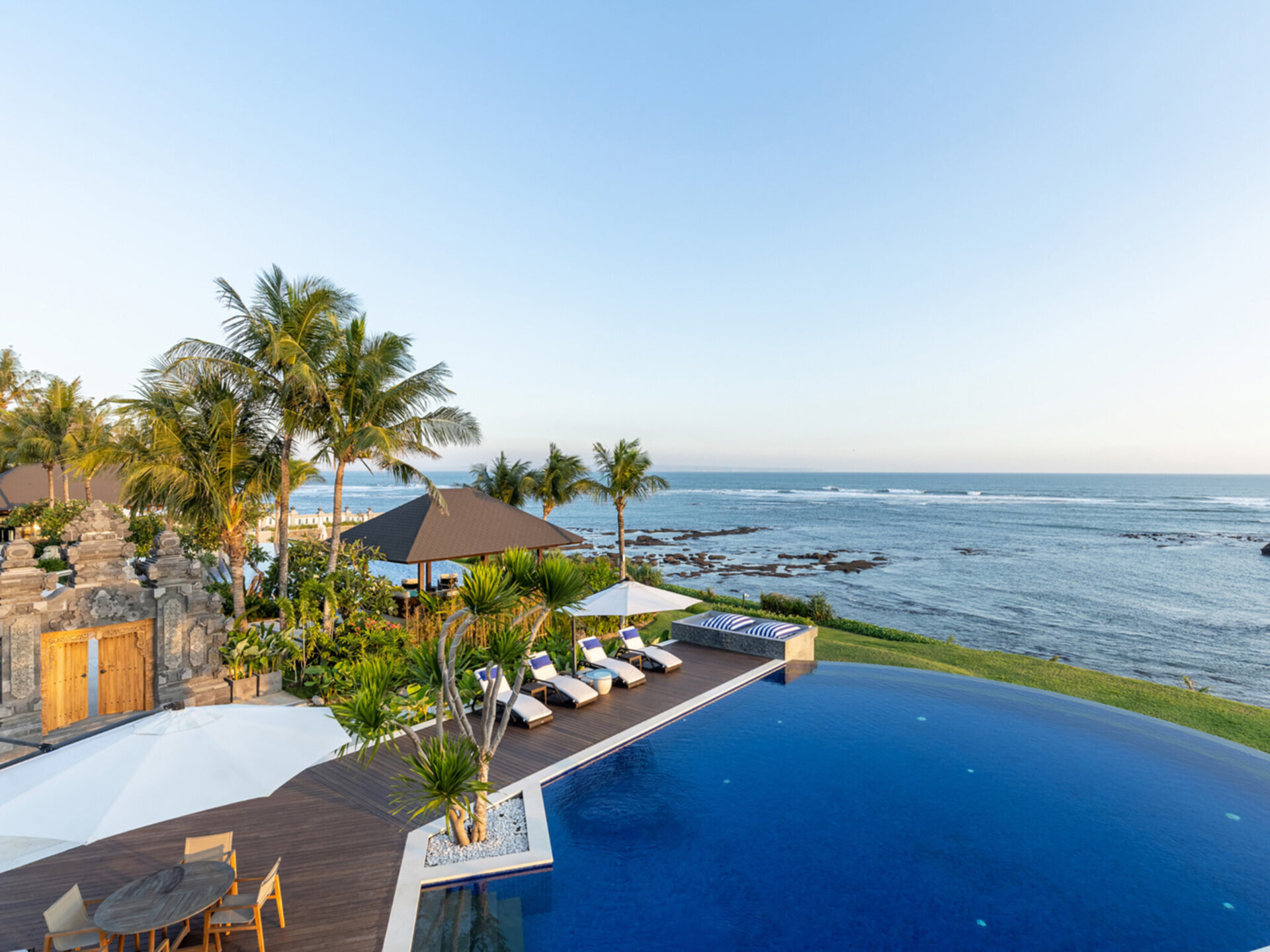 Tirtha Bayu Villa I - Beach at your doorstep