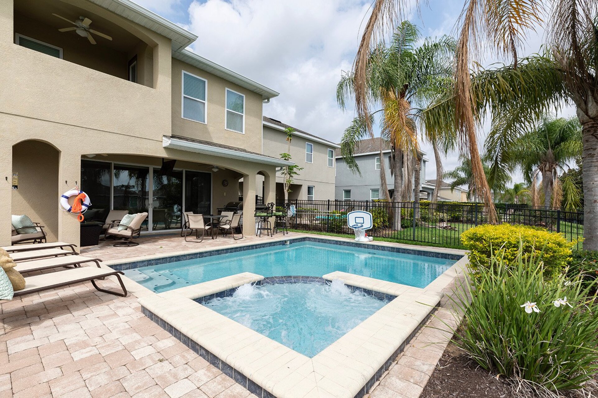 Lassen Sie Ihre Träume in einem magischen Kurzurlaub in der Orlando Villa 1000 wahr werden
