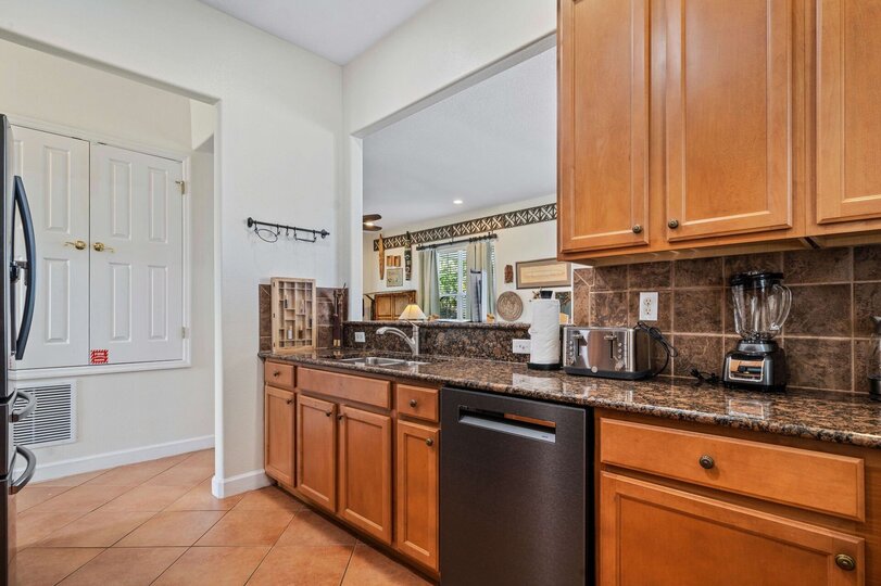 Escape to a Luxurious Safari Experience, Orlando Villa 6681