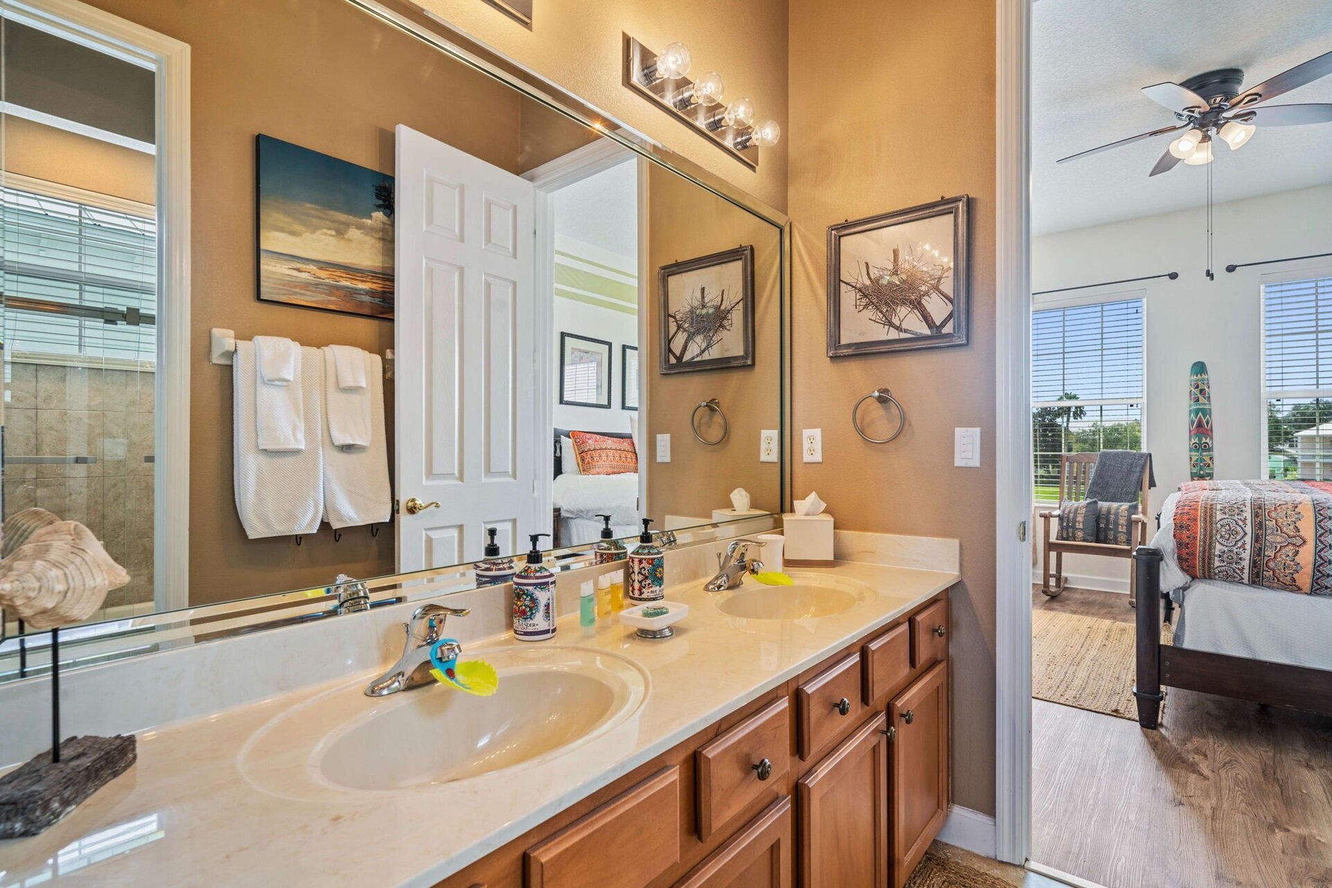 Escape to a Luxurious Safari Experience, Orlando Villa 6681