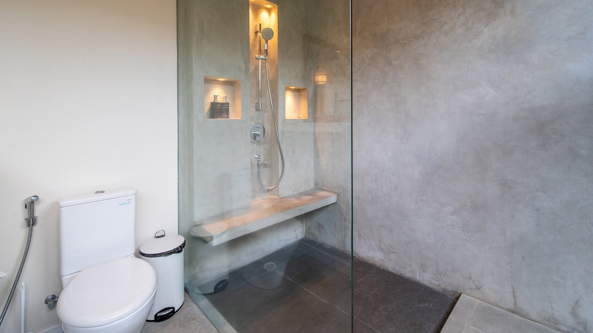 Luxuriöse Villa mit 6 Schlafzimmern in Seminyak, Bali Villa 2245