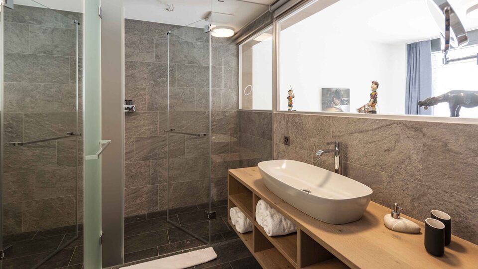 Genießen Sie die Erhabenheit der Natur und exquisiten Luxus, Walliser Chalet 1392