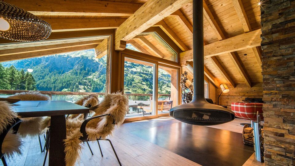 Genießen Sie den luxuriösen Reiz der alpinen Pracht