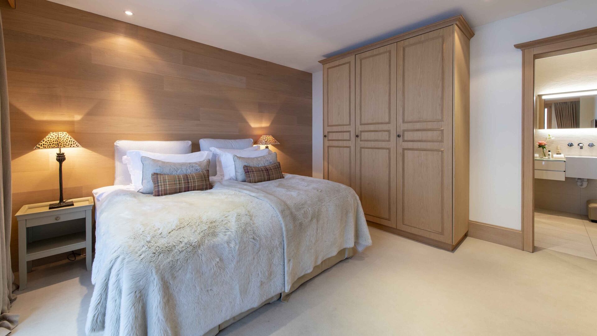 Gönnen Sie sich das ultimative alpine Luxus-Abenteuer, Zermatt Chalet 1000