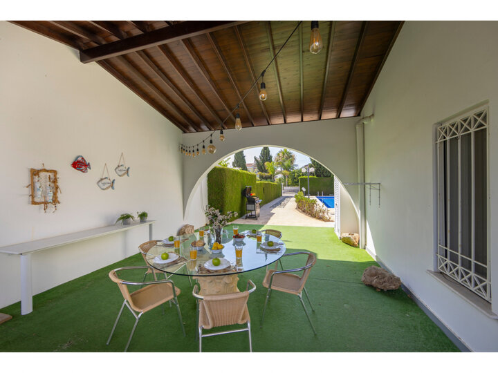 5 Star Villa Holidays ist stolz, die Protaras Villa 1720 präsentieren zu dürfen
