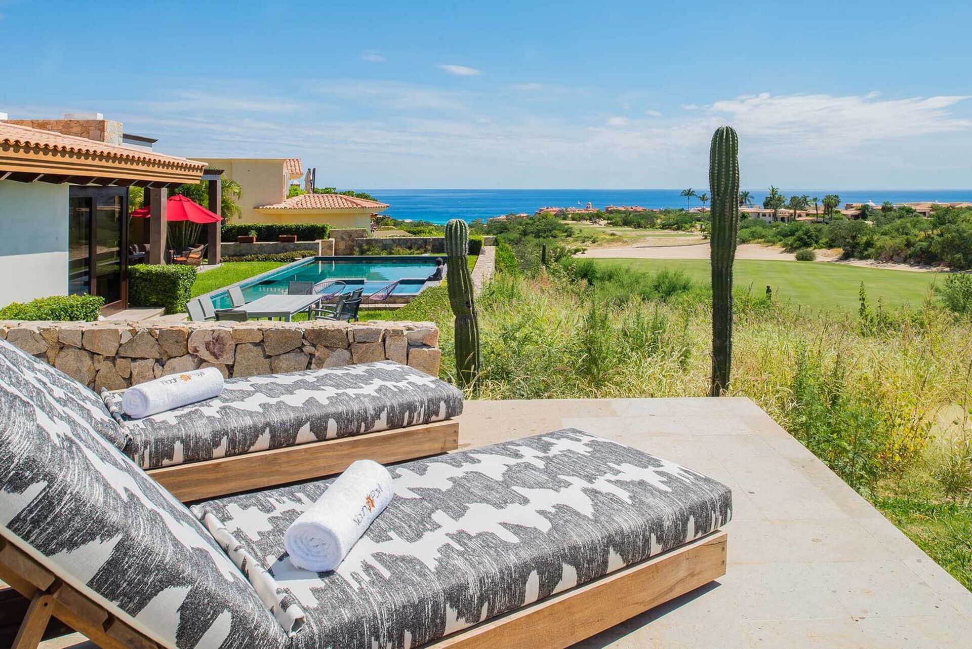 Entfliehen Sie ins Paradies in der Cabo San Lucas Villa 1049: Ihr luxuriöser Rückzugsort