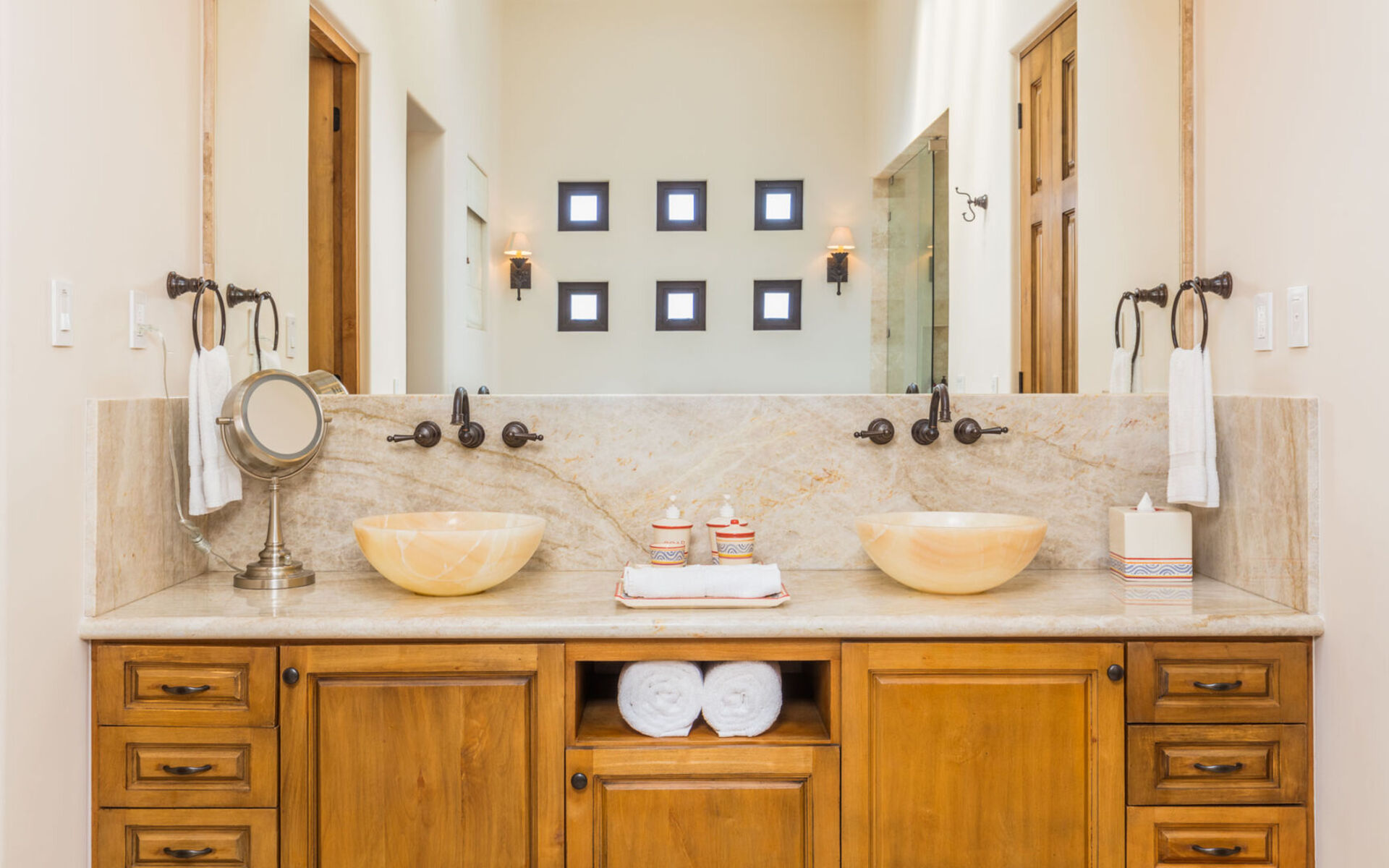 Ein luxuriöser Rückzugsort im Herzen von Diamante, Cabo San Lucas Villa 1051