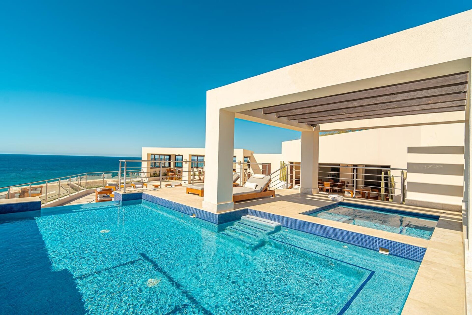 Luxuriöse Oase mit atemberaubendem Blick auf den Pazifik in Cabo San Lucas 1052