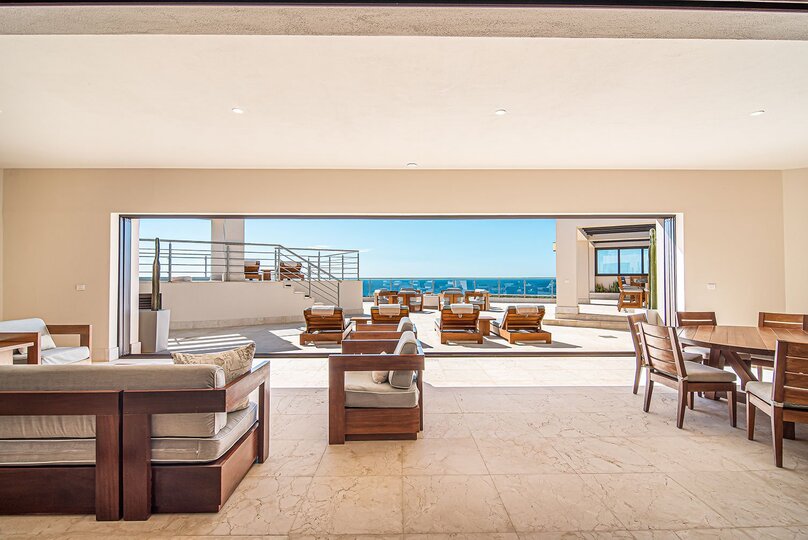 Luxuriöse Oase mit atemberaubendem Blick auf den Pazifik in Cabo San Lucas 1052