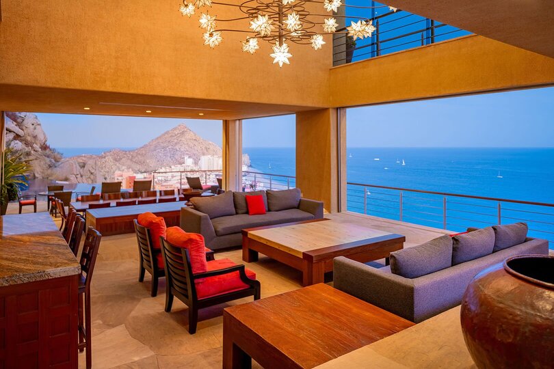 Ultimativer Luxus und unvergessliche Ausblicke erwarten Sie in der Cabo San Lucas Villa 1053