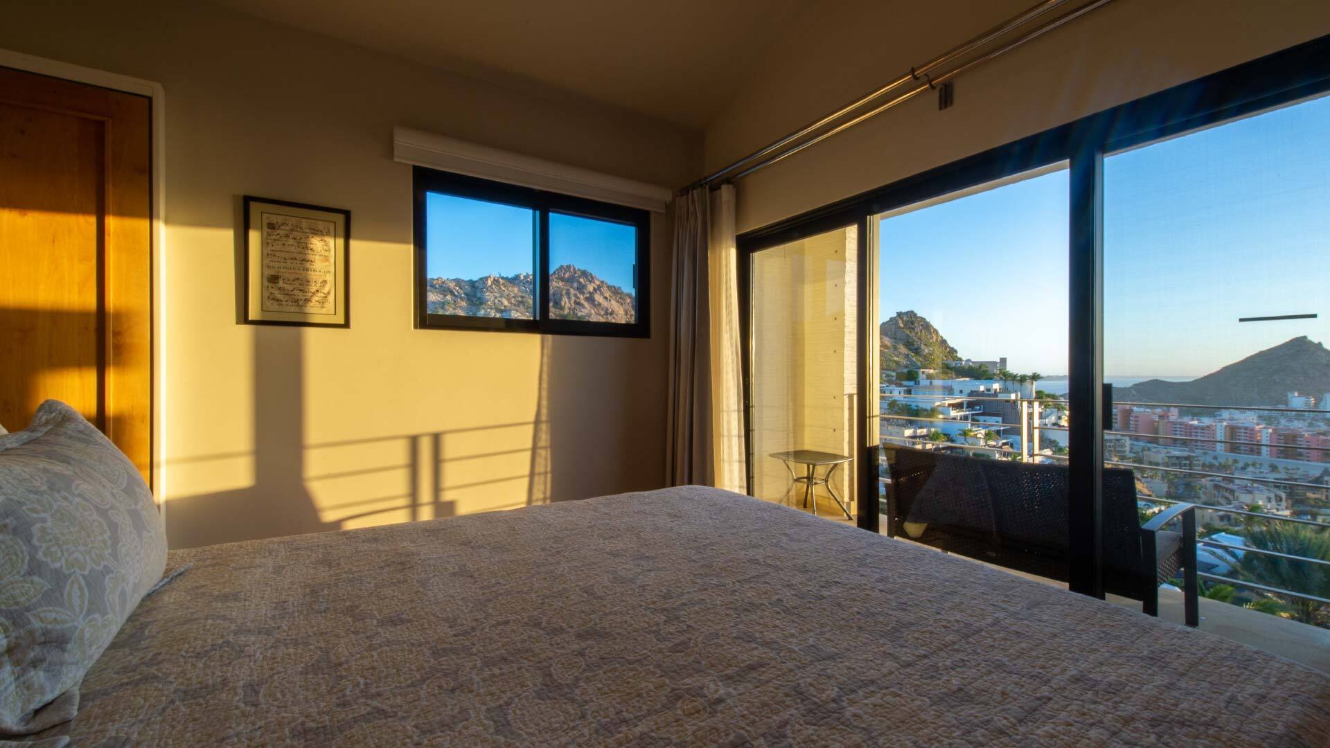 Luxuriöse 5-stöckige Cabo San Lucas Villa 1054 mit atemberaubender Aussicht