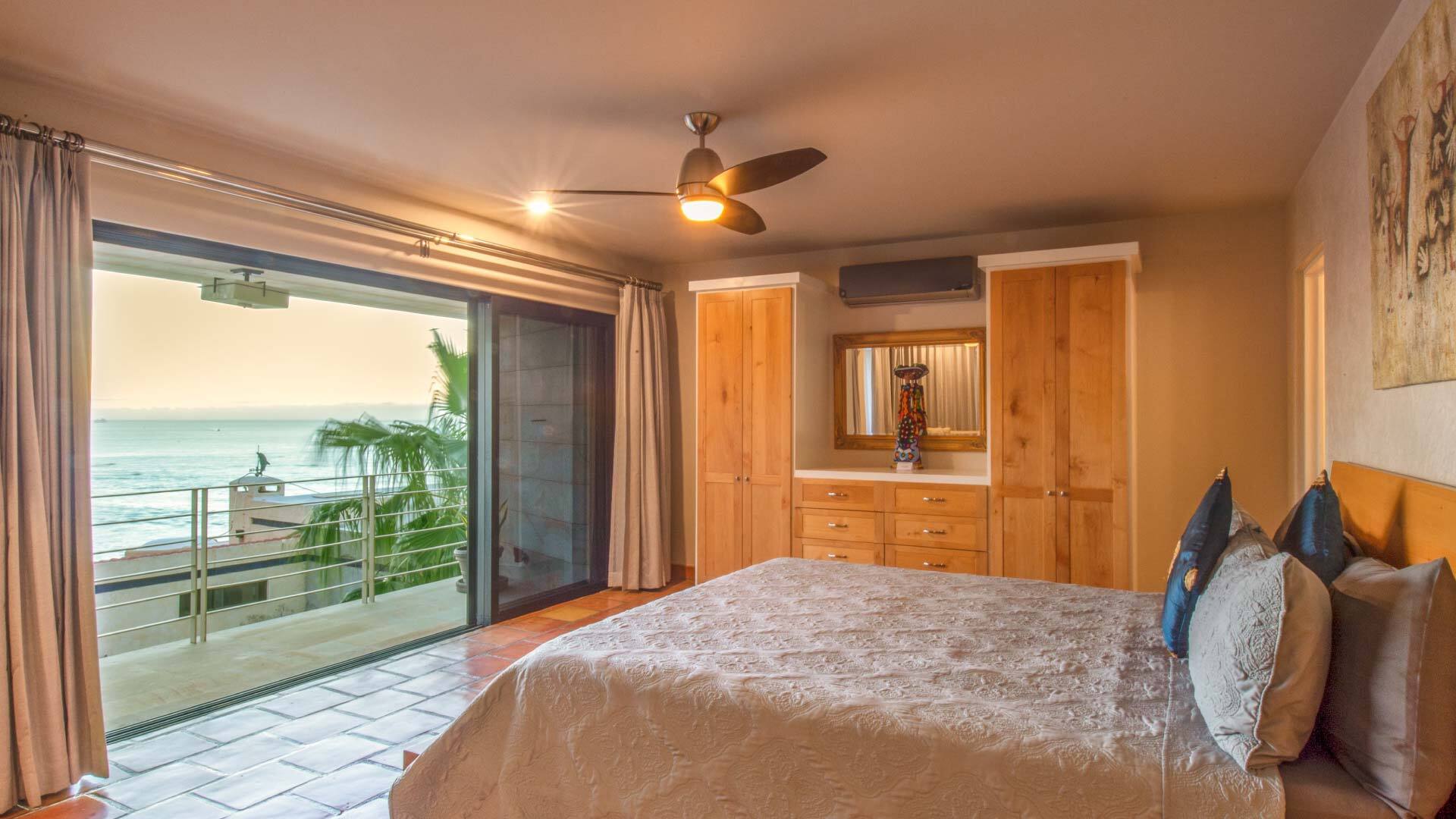 Luxuriöse 5-stöckige Cabo San Lucas Villa 1054 mit atemberaubender Aussicht
