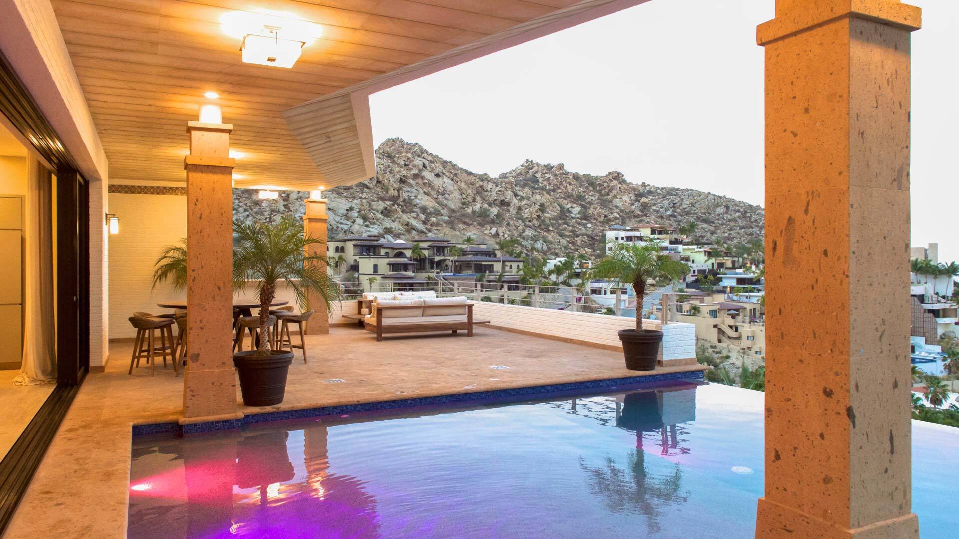 Luxuriöse 5-stöckige Cabo San Lucas Villa 1054 mit atemberaubender Aussicht